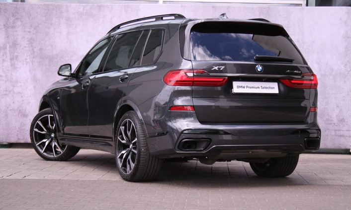 BMW X7 cena 377900 przebieg: 87900, rok produkcji 2021 z Toruń małe 497